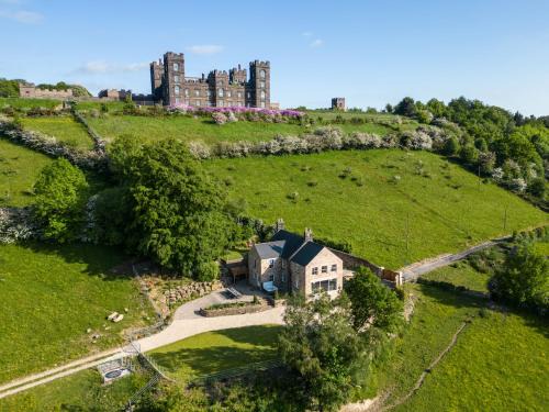 Matlock Casa | 7 Bed in Matlock 89448