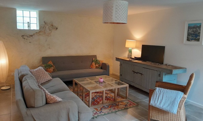 Beaudean Casa | 7-bedroom gite for up to 12 people