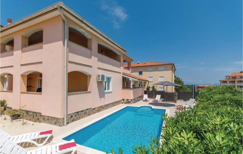 Liznjan Casa | 7 Bedroom Nice Home In Liznjan