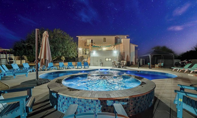 North Scottsdale Casa | 7 Bedroom Pickleball / Pool / Hot Tub / Orchard