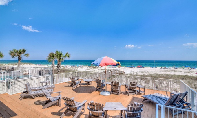 Orange Beach Casa | 7 BR / 6. 5 Baño Directamente-on-the-Golfo Beachouse, construido de 2014; Piscina / Kayaks / Paddleboard
