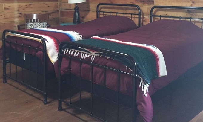 Tulsa Cabina | #7 Colorado Wildlife Cabin