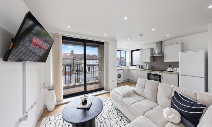 Waltham Forest Apartamento | Apartamento-De Lujo-Baño privado-Balcón-7 Hobson Woods Apts