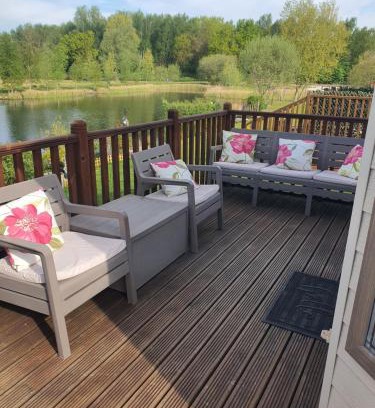 Crowle Cabina | 7 Lakes Country Park 6 Sunset View