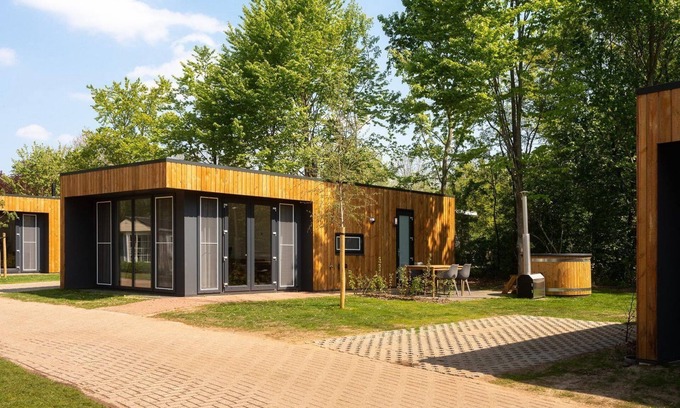 Notter Cabina | 7 lodges make up this group accommodation. All your own cottage! 🏡