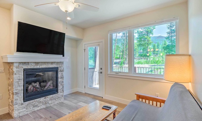 Lakeside Village Condominio | 7 Mi to Arapahoe Basin Ski Area: Keystone Condo