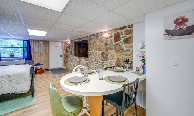 Sophia Casa | 7 Mi to Beckley: Townhome Near Hiking & Fishing