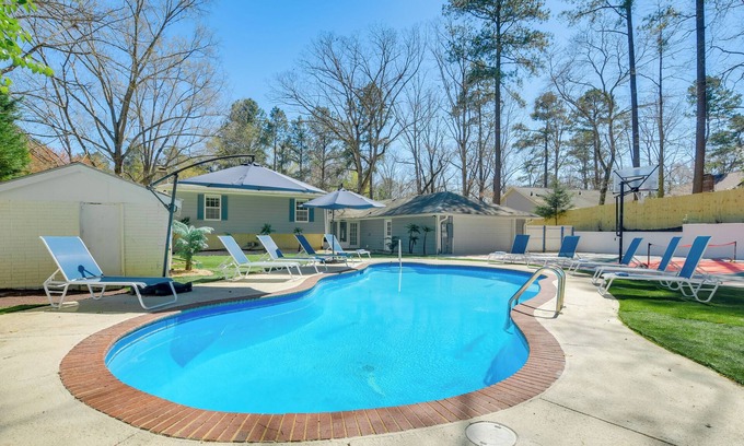 Durham Casa | 7 Mi to Dtwn Durham: Home w/ Hot Tub & Game Room!