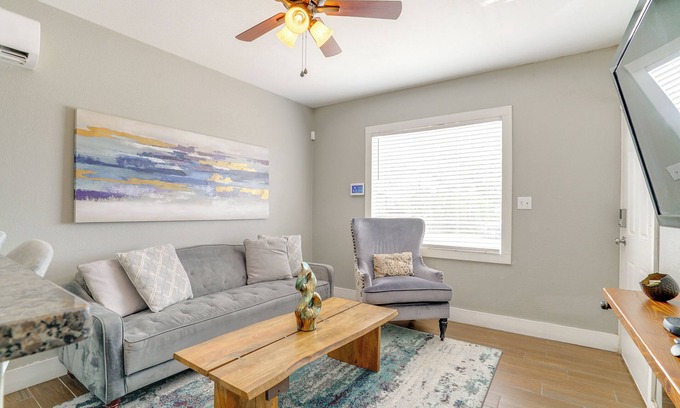 Biggs Field Casa | 7 Mi to Dtwn El Paso: Home w/ Trail Access