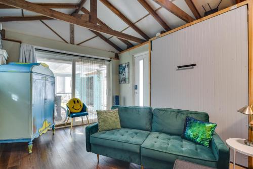 Sun Bay South Apartamento | 7 Mi to Dtwn Studio with Screened Porch in Tampa
