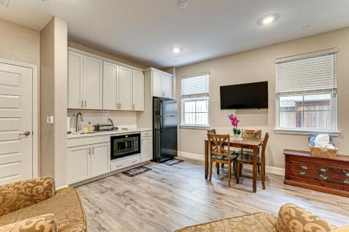 Folsom Apartamento | 7 Mi to Folsom Lake Sacramento Area Apartment