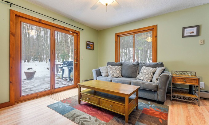 East Dover Casa | 7 Mi to Mt Snow Resort: Family Home w/ Fire Pit!