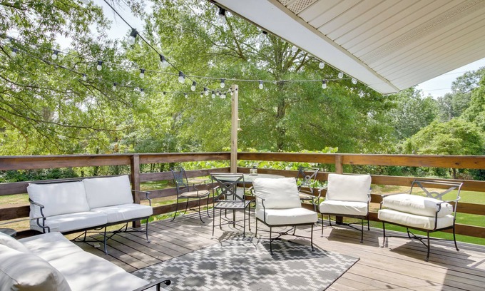Florence Casa | 7 Mi to Tennessee River: Home w/ Patio in Florence