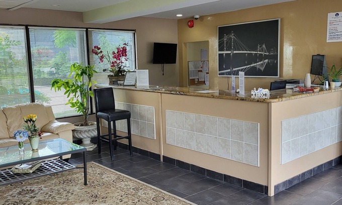 Niagara Falls Hotel | 7 Nights Stay