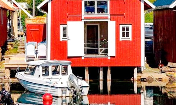 Bud Casa | 7 person holiday home in Bud