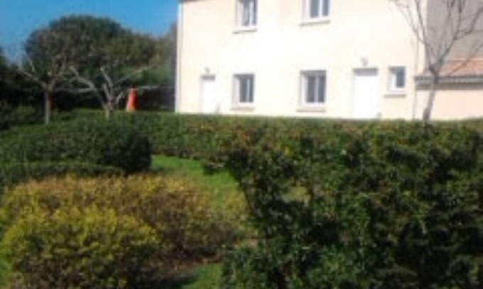 Pineto Casa | 7-person house with direct beach access (100 m walk)