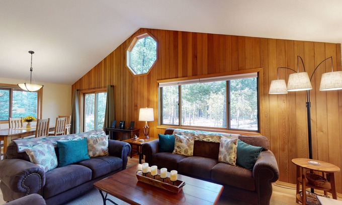 Deer Park Casa | 7 witchhazel | 3 BR / 2 BA, Sleeps 6