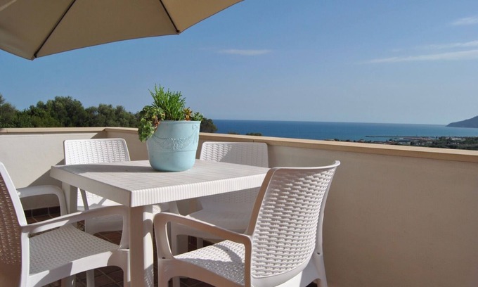 Policastro Bussentino Apartamento | 700 meters from the sea. Family apartment with terrace pets allowed,