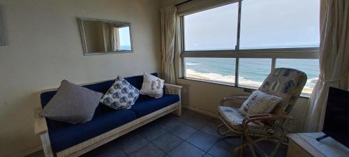Kingsborough Apartamento | 703 High Tide, Holiday Apartment, Main Beach, Amanzimtoti