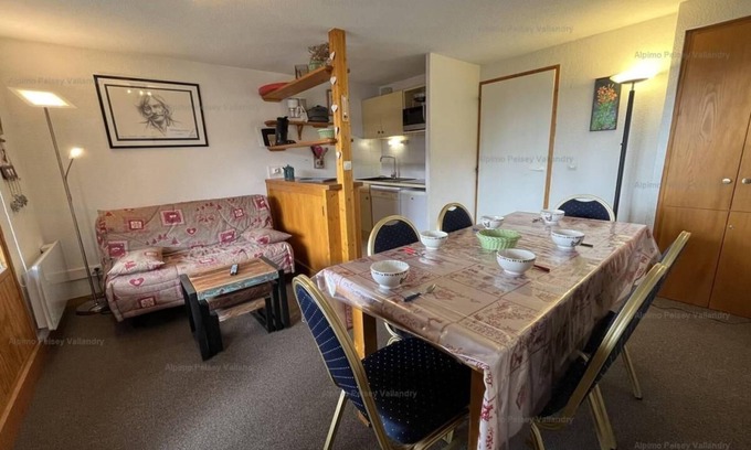 Vallandry Apartamento | 240m del centro estación, 1.o piso, balcón, tv, local para esquís, 45m², Peisey-Vallandry