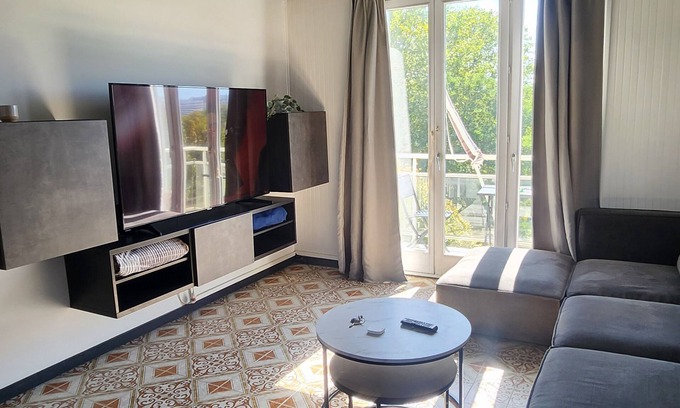 Dijon Apartamento | 70m2 apartment in Dijon, 4th floor without elevator, 5 minutes from Zenith