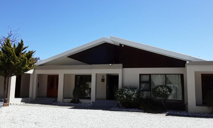 Walmer Hotel | 71 on Albert Guest House
