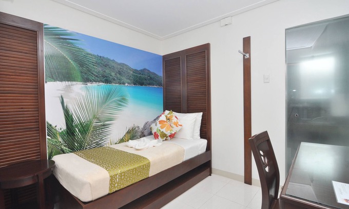 Tagbilaran Hotel | 717 Cesar Place Hotel