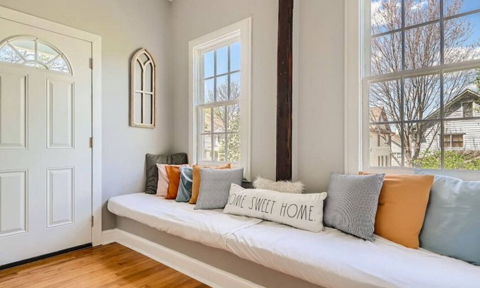 East Side Casa | 717 Woodward · Historic Southern Belle - Walk to Hot Spots!