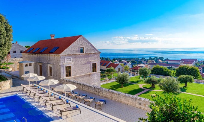 Gornji Kono Hotel | 74 m² Hotel ∙ 127 huéspedes