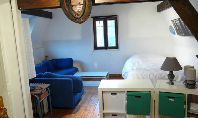 Noyon Apartamento | 75 sqm Noyon; independant house