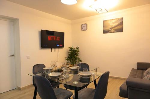 San Blas-Canillejas Apartamento | 77 Hakuna Nicolasa