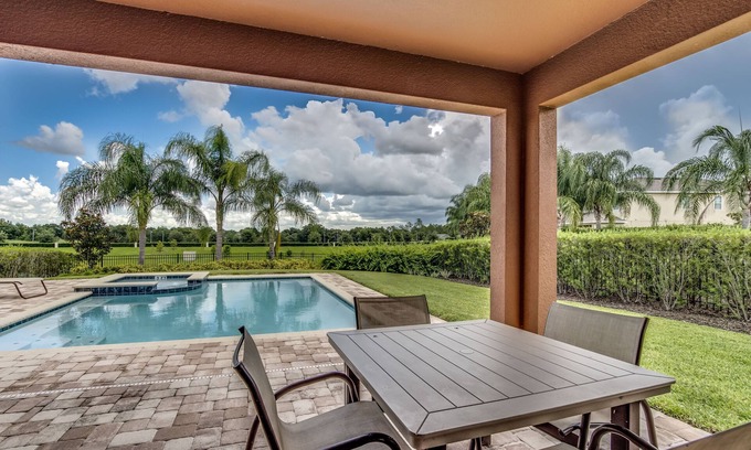 West Kissimmee Villa | 7703 Banyon Way