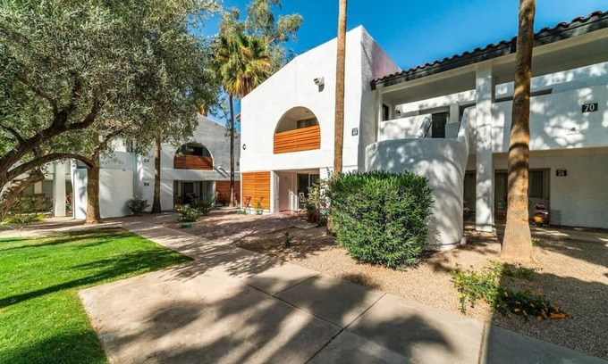 Casa Grande Condominio | Casa Grande 2bd / 2ba escapada moderna piscina climatizada
