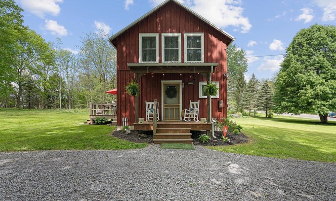 Trumansburg Casa | 79th on Main: Restored Barn in the Finger Lakes