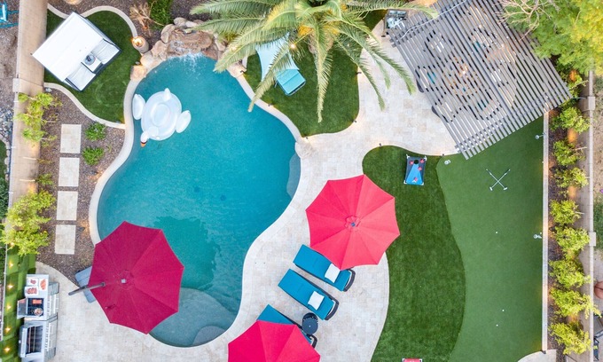New River Ranch Casa | 7BR Paradise w/ HEATED Pool/Game Room/Hot Tub