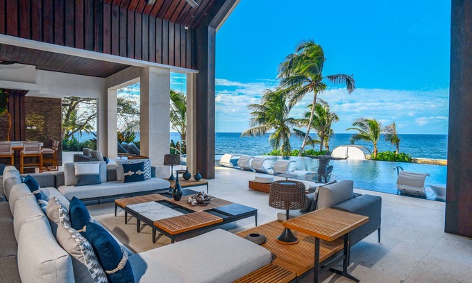 Tryall Villa | 7BR Fully-Staffed Exclusive Luxury Villa w/Pool and Beach View
