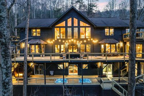 Asheville Casa | 7k sq ft Mountain Estate -The Most Epic Experience