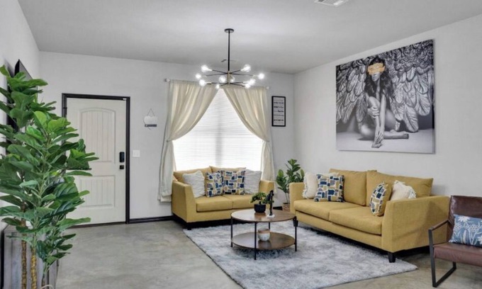 Turner Park Casa | 7min DOWNTOWN , acquarium , Zoo , 4 min Expo center , 1min to Tulsa university