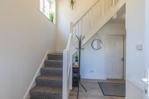 Southampton Casa | 8 Bed Contractor Family Stays Free Private Parking