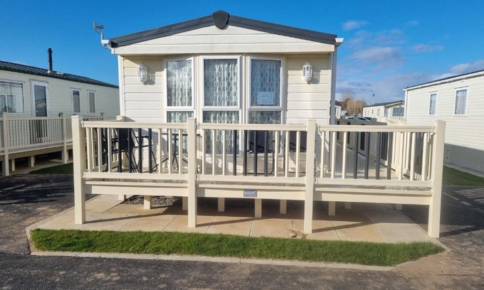 Chapel Saint Leonards Apartamento | 8 BERTH DELUXE CARAVAN Pg156 GOLDEN PALM CHAPEL ST LEONARDS