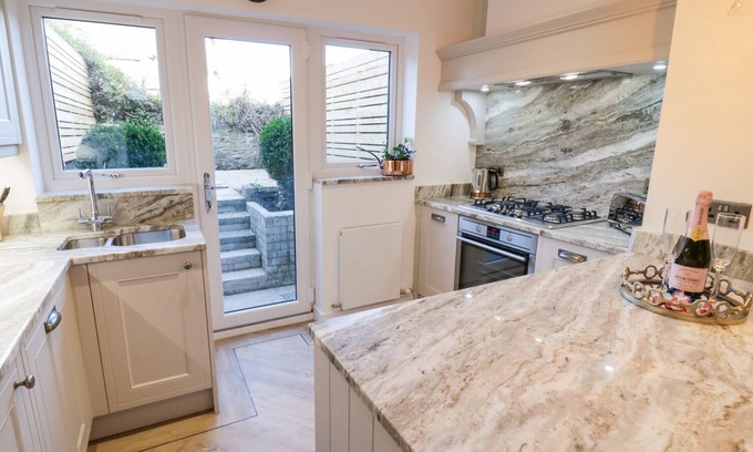 Conwy Cabaña | 8 Crown Lane