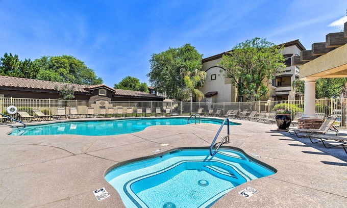 Parkwood Ranch Condominio | 8 Mi to Tonto Nat'l Forest: Modern Condo in Mesa!