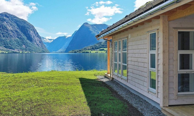 Jolster Casa | 8 personas casa en skei i jølster