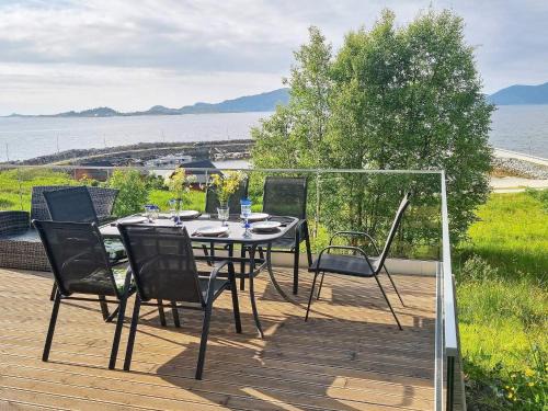 Stadlandet Casa | 8 person holiday home in Åram