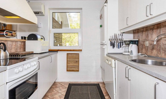 Hojslev Casa | 8 Person Holiday Home in Hojslev-by Traum