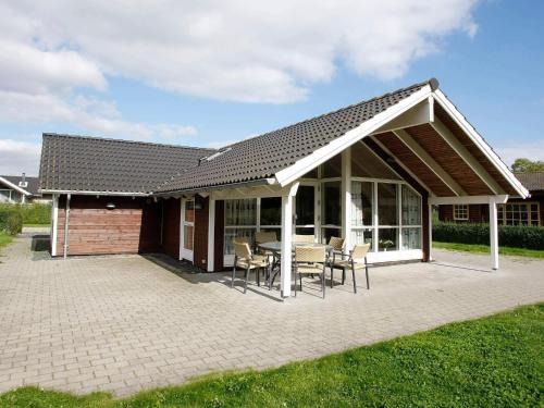 Pøt Strandby Casa | 8 person holiday home in Juelsminde-By Traum