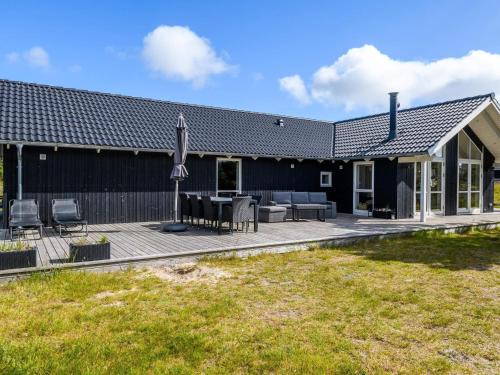 Rindby Strand Casa | 8 person holiday home in Fanø