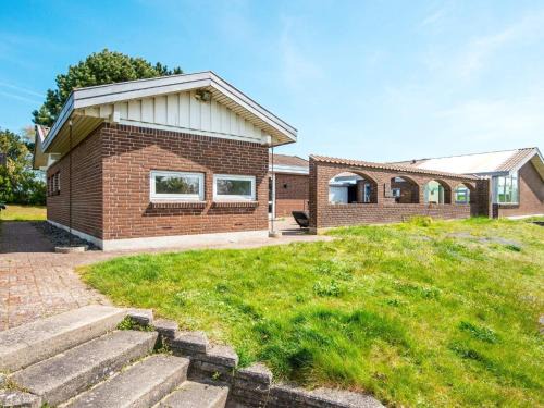Skødshoved Strand Casa | 8 person holiday home in Knebel-By Traum