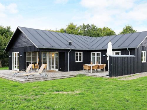 Nysted Casa | 8 person holiday home in Nysted-By Traum