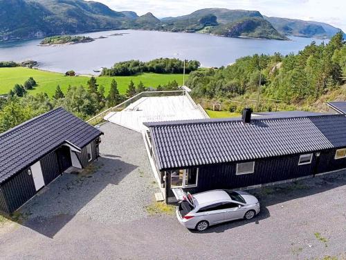 Snillfjord Casa | 8 person holiday home in Sundlandet